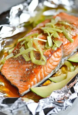 Easy Grilled Salmon in Foil Recipe