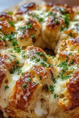 Chicken Alfredo Monkey Bread