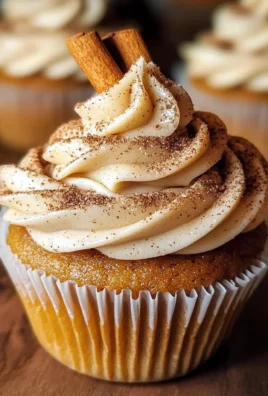Vanilla Chai Pumpkin Latte Cupcakes with Cinnamon Brown Sugar Frosting