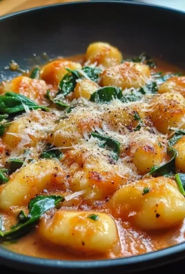 Creamy Tomato Spinach Gnocchi
