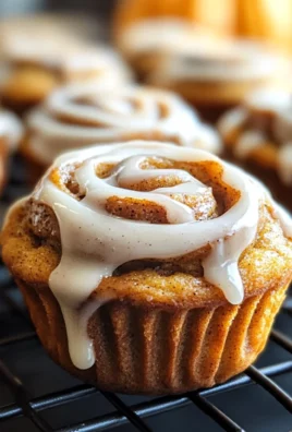 Pumpkin Cinnamon Roll Muffins